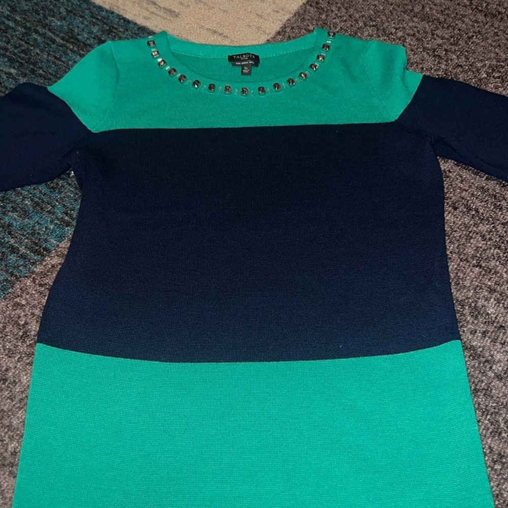 Talbots Merino Wool Embellished neck Short Sleeve Sweater Size Small